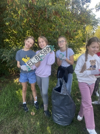 c1c2ccb7-646d-4df5-ab16-f6283261f75a